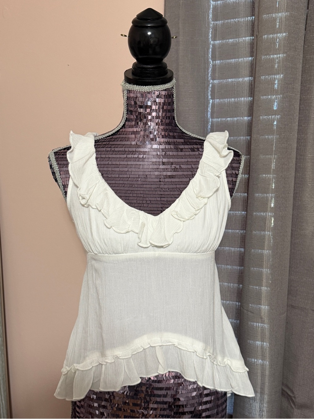 Hollister Tank Top *Brand New With Tags*
White babydoll top